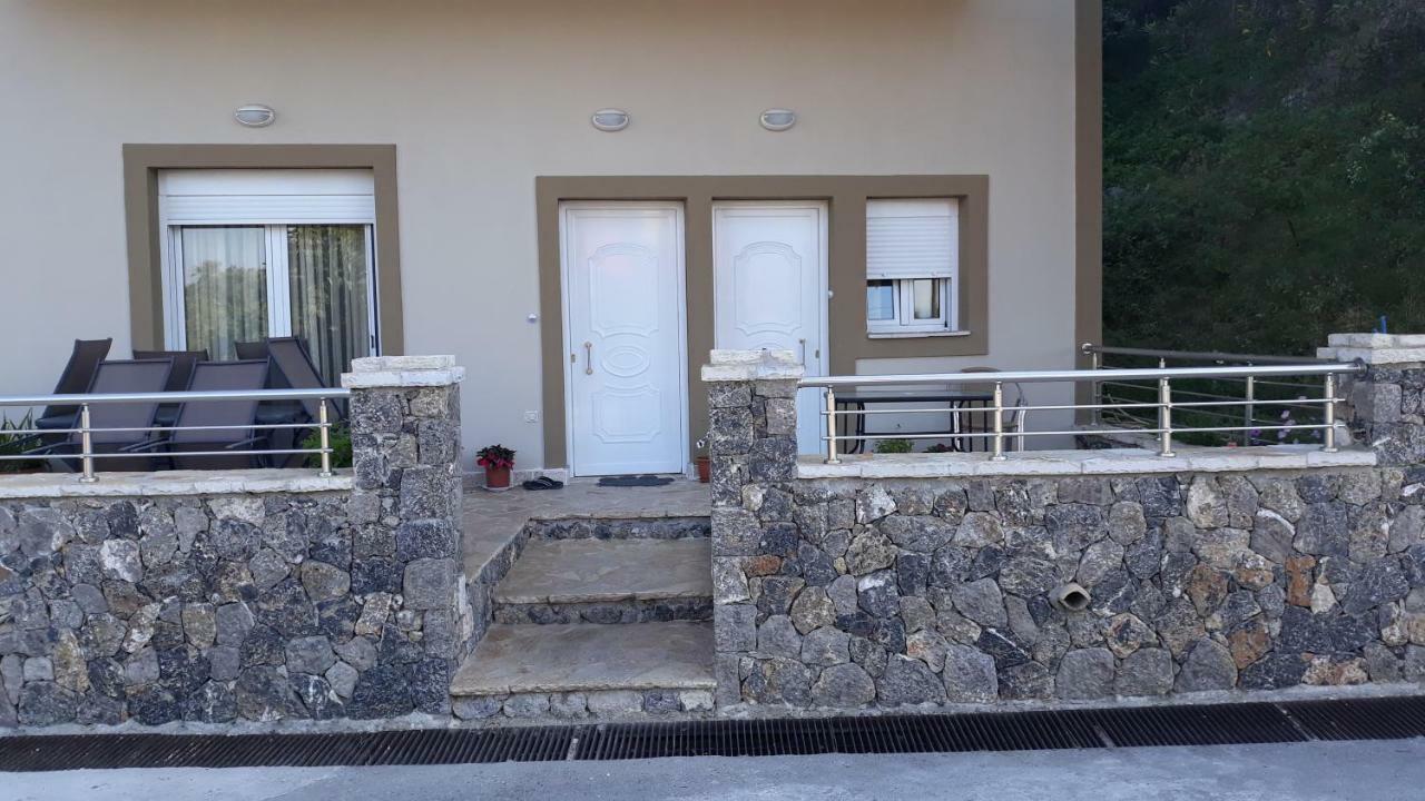 Pyrgi Studio Apartment Ipsos Bagian luar foto